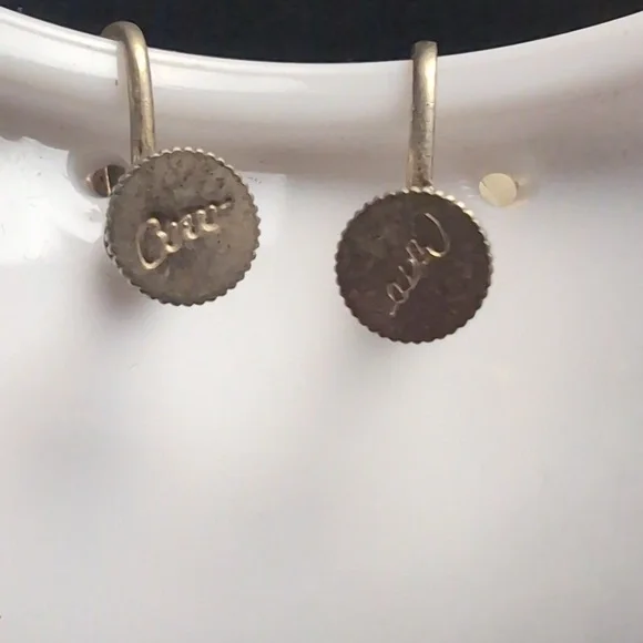 Vintage CORO Screwback Blue and Gold Tone Earrings - Picture 6 of 8